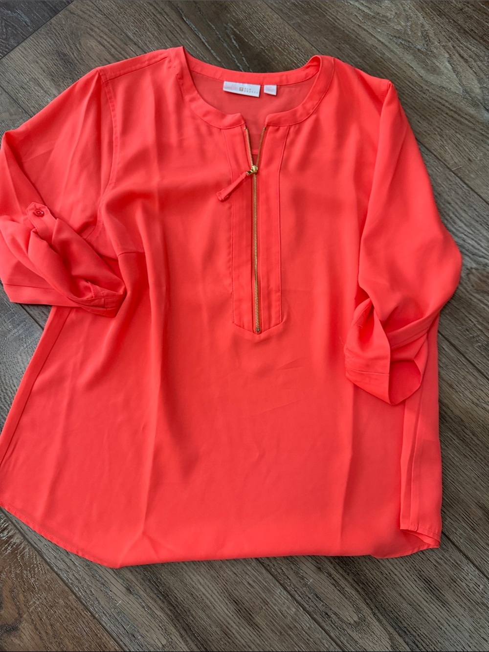 ❣️5/$25❣️Belle by Kim Gravel Coral Zip-Front Tunic